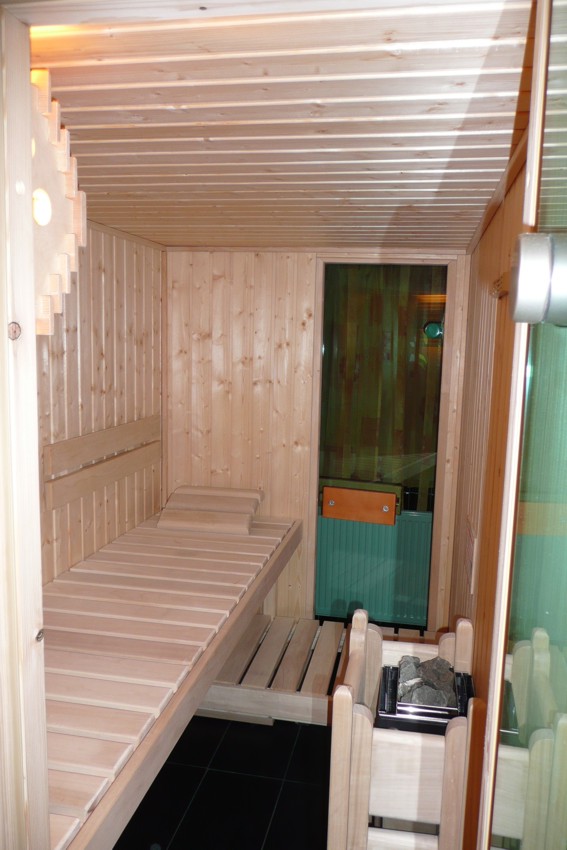 Koll Mini Sauna ... Ihre Sauna f�r den kleinen Platz ::: Steckdose 220 V gen�gt ::: Saunagr��e (Beispiel): 140x220 ::: Materialien: Nordische Fichte und Deutsche Waldpappel (tropenholzfrei) ::: Ganzglast�r schwellenlos ::: Mini Saunaofen 3 KW ::: Die Alternative zur Infrarot W�rmekabine ::: Herstellung: Koll Saunabau +++ Delbr�ck +++ ::: Niederlassungen: Berlin Brandenburg + Bad Salzuflen + M�nchen Bayern + Delbr�ck OWL NRW ::: Referenzen: in Mecklenburg Vorpommern + Schleswig Holstein + Hamburg + Bremen + Niedersachsen + Sachsen Anhalt + Sachsen + Hessen + Saarland + NRW ::: Sauna Lieferservice europaweit ::: Mallorca + Portugal + Italien + Frankreich + Spanien + �sterreich + Schweiz +